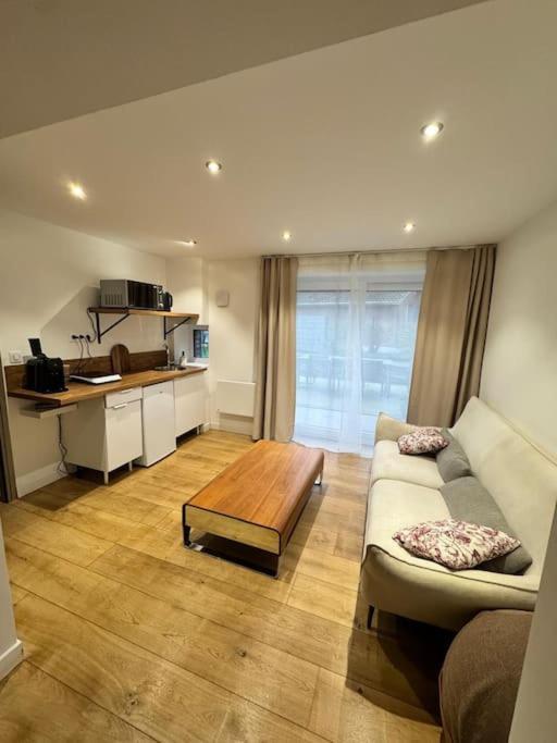 Charmant Studio Vue Sur Jardin Wattignies Extérieur photo
